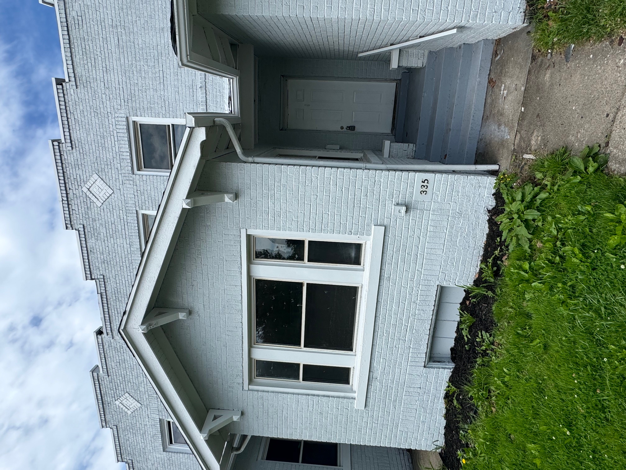 331-337 4th Avenue - 335