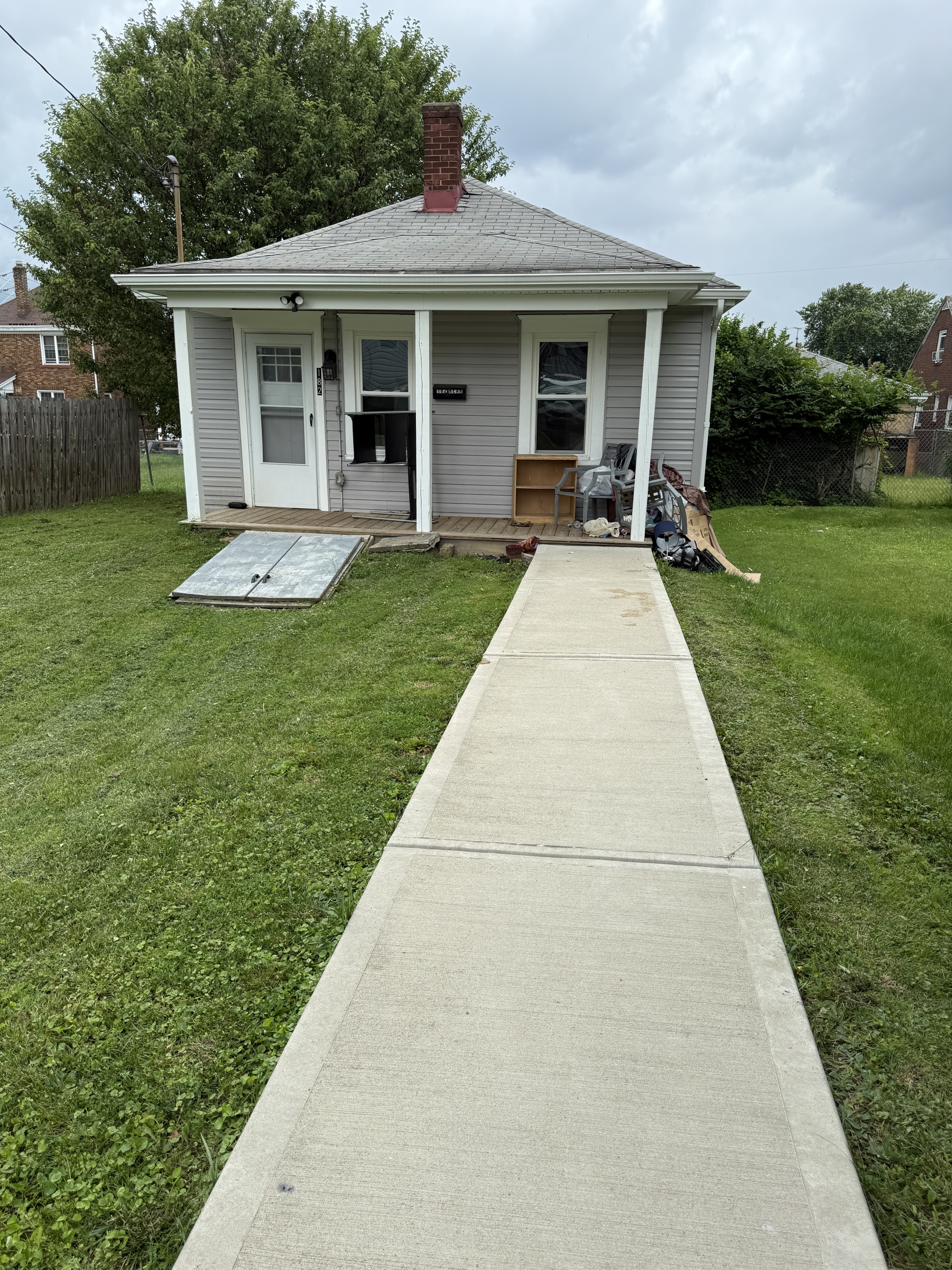 182 Frank Street - rear