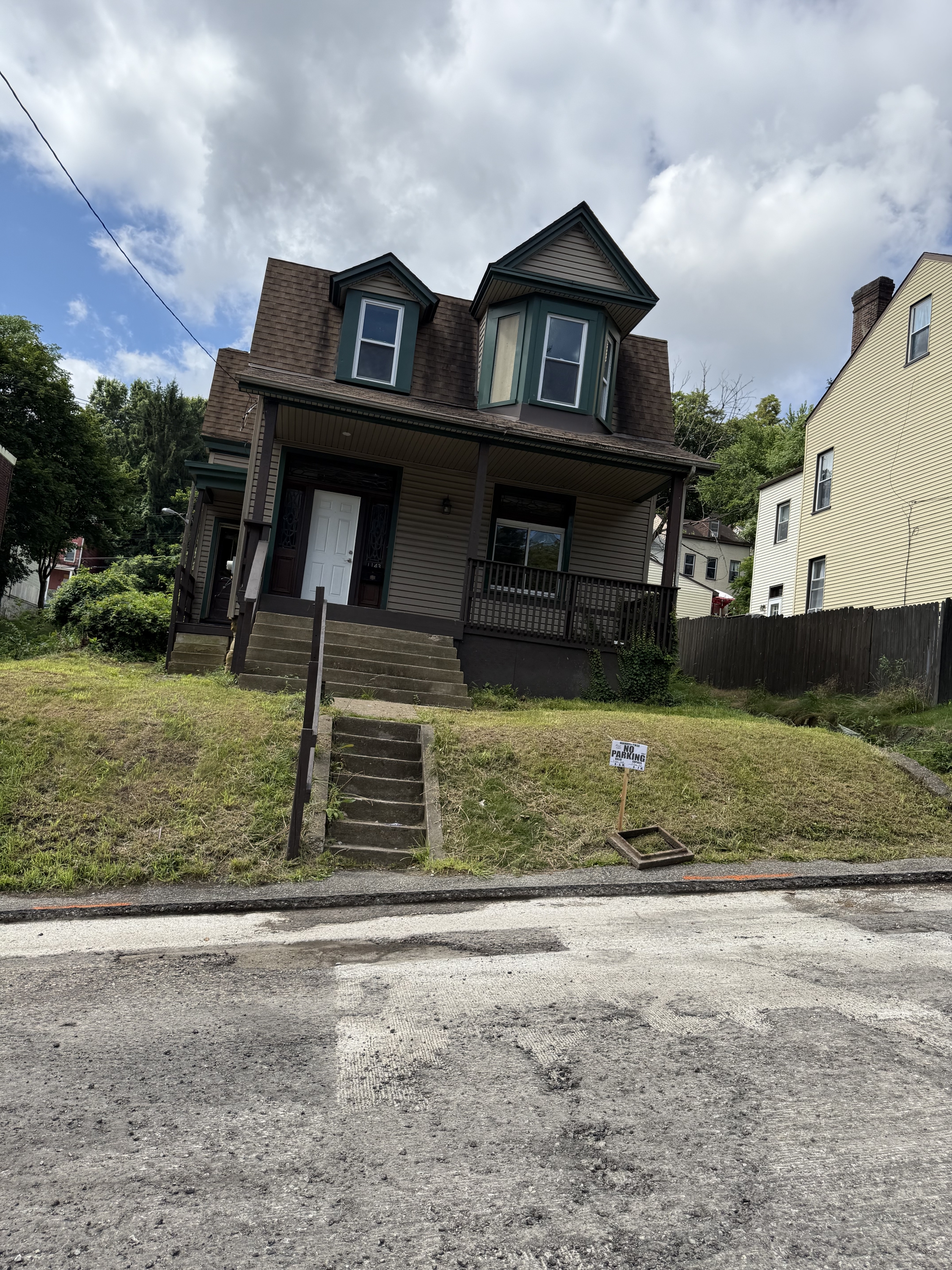 Property main image