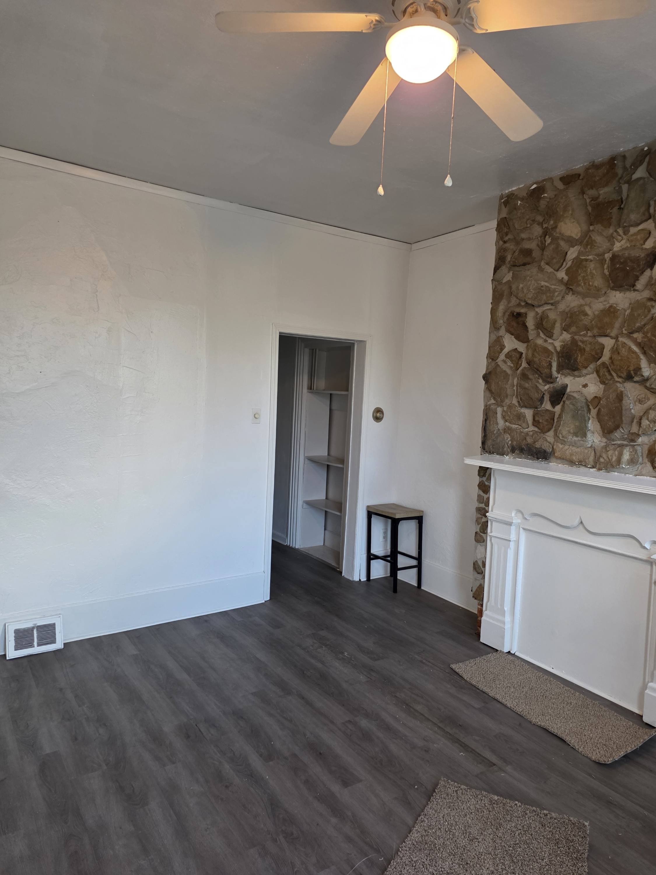 2004 Lowrie Street - 1